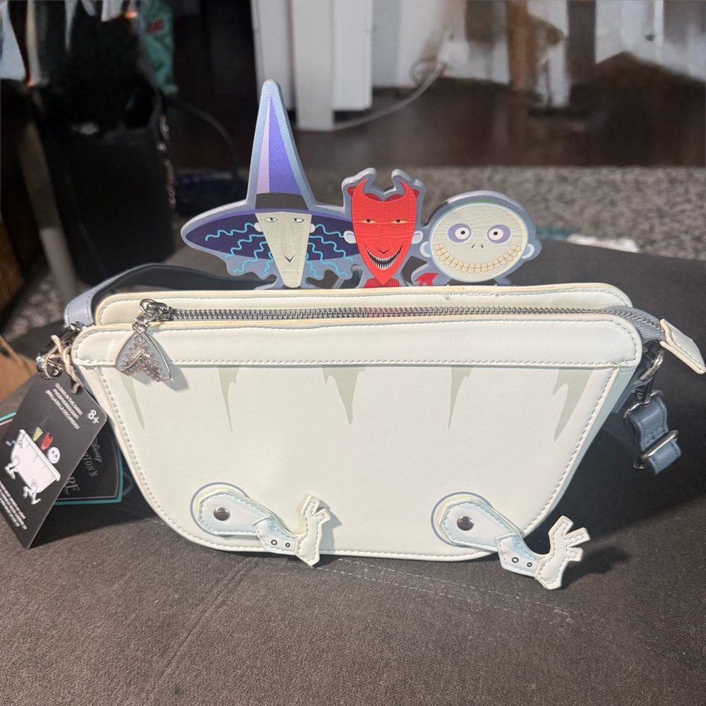 The Nightmare Before Christmas Crossbody Bag lock shock & Barrel Loungefly